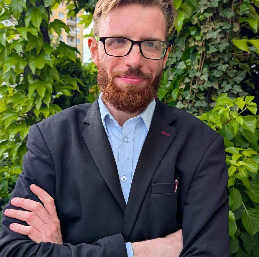 Karol Urbaniak — Dyrektor Akademii Szachowej Arcymistrz